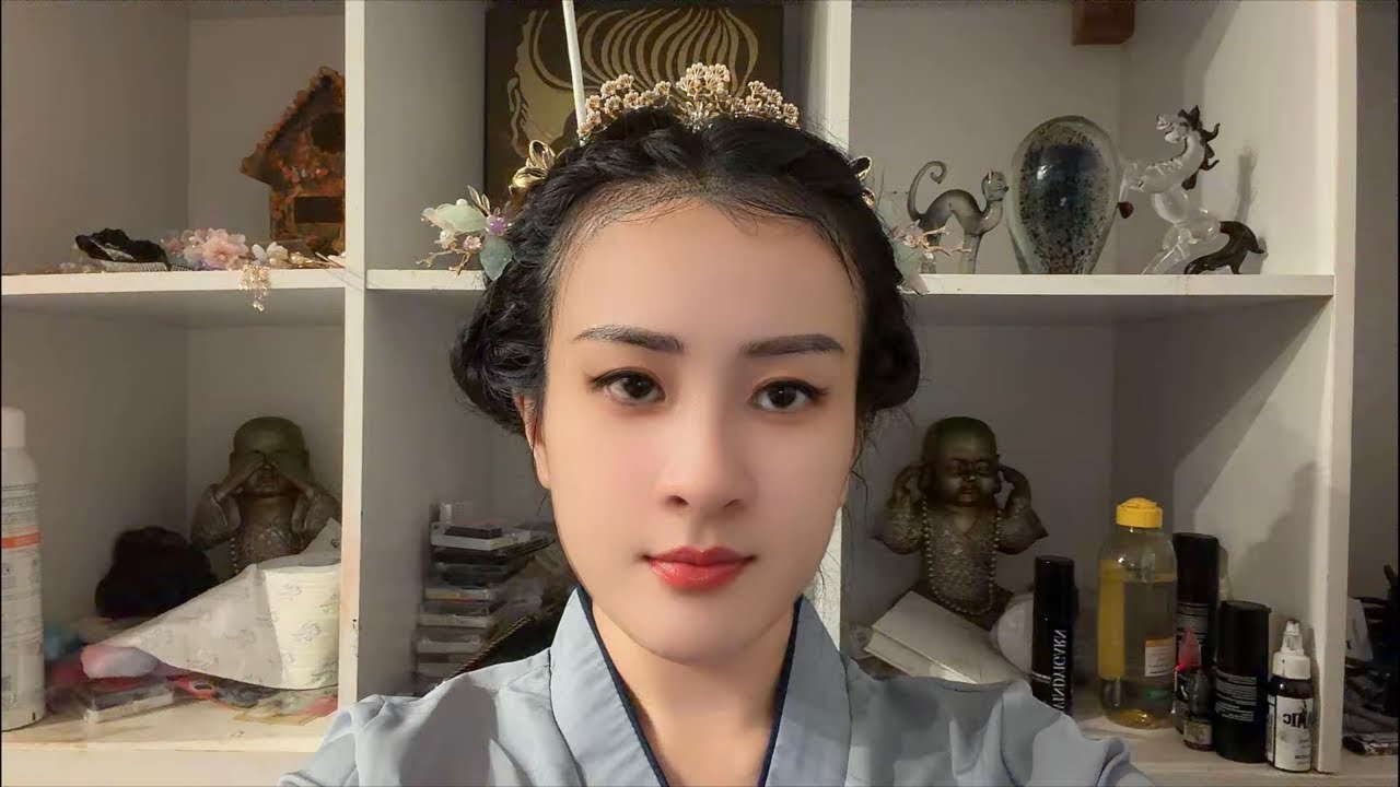 Tuệ lên tiếng chuyện về VN, biến mất ở chùa cam còn 4 sư 