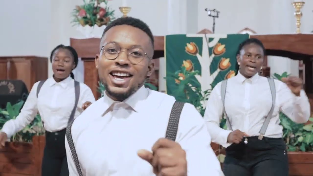 BE EXALTED - The Holy Trinity Choir Nsimeyong