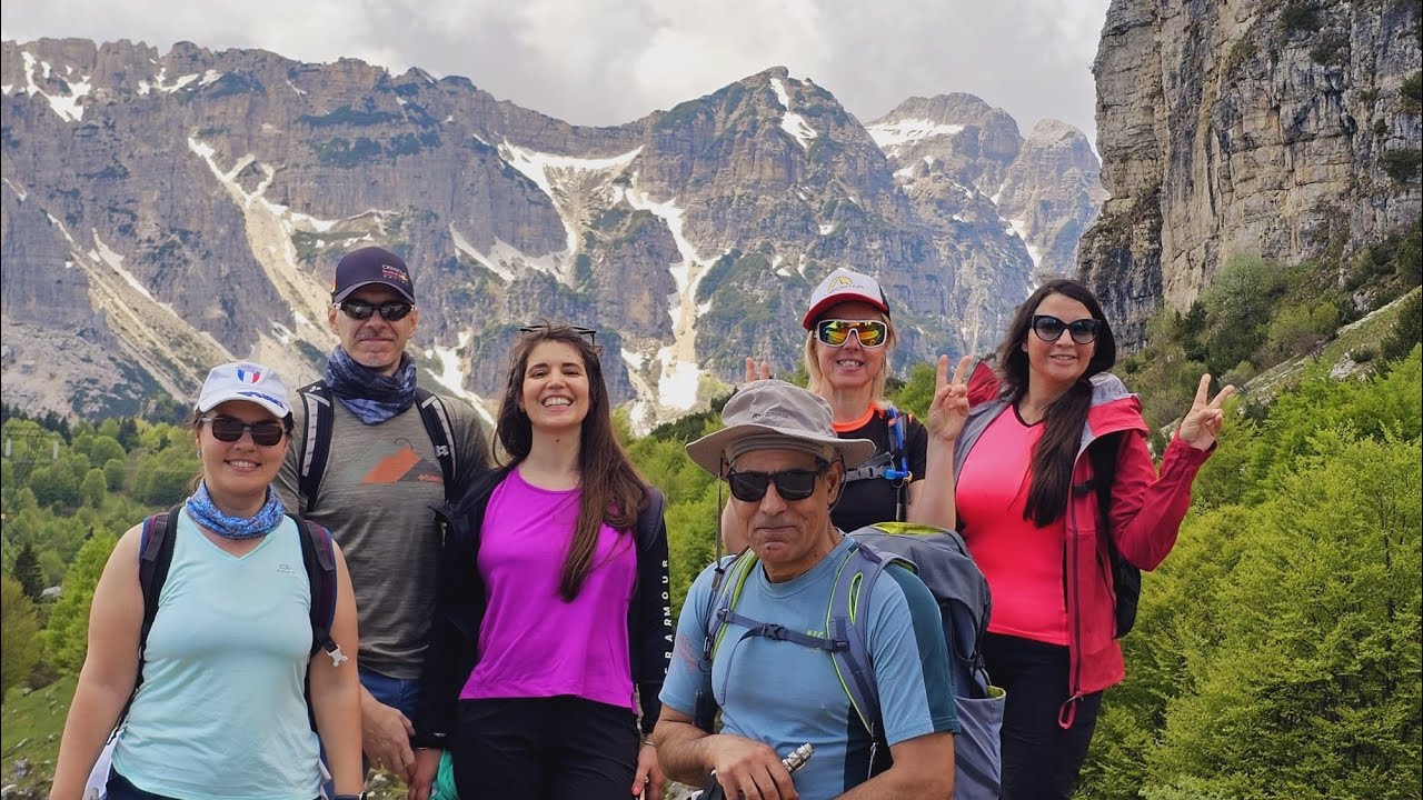 Rifugio CAMPOGROSSO e ponte tibetano AVIS