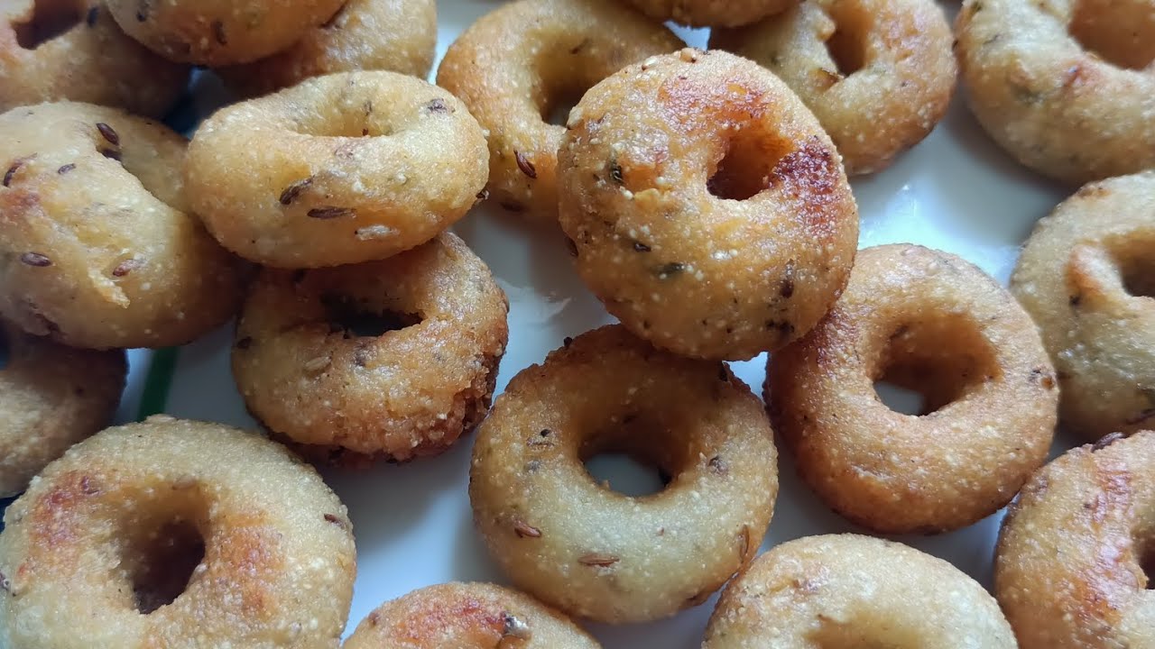 सूजी के टेस्टी चटपटे रिंग, सूजी के टेस्टी स्नैक रेसिपी , tasty snack recipe