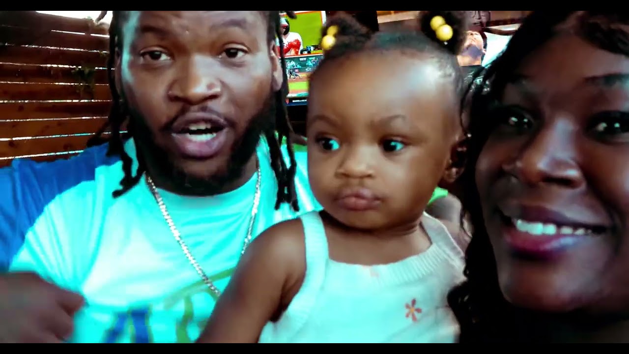 MEET THE FAM!!! we almost got into a fight at the pool!!!