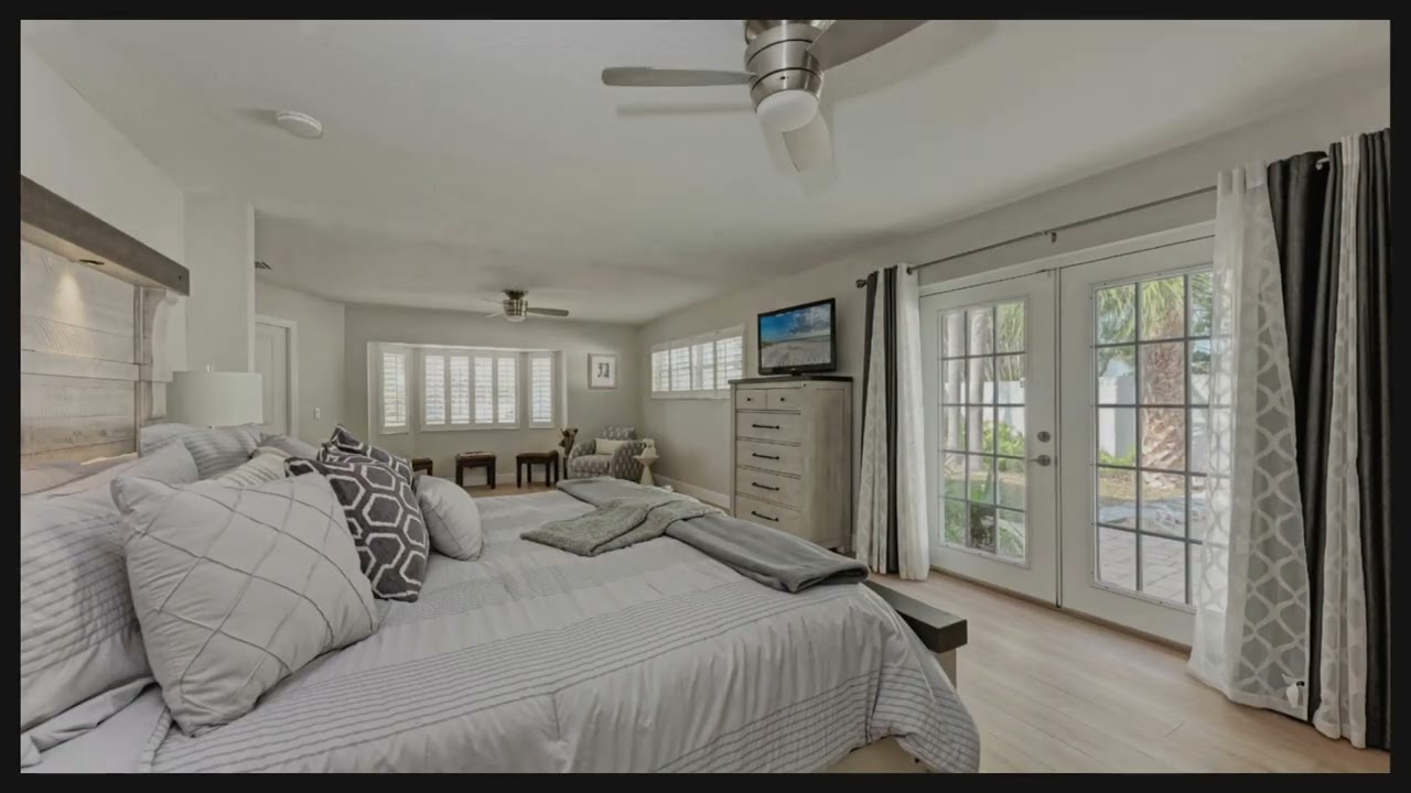 🏡 JUST HITTING THE MARKET IN LARGO FLORIDA! 🌴☀️