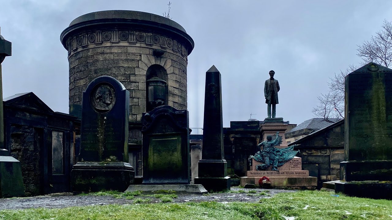 Mike Guides Waterloo Place, Edinburgh to Old Calton Graveyard.