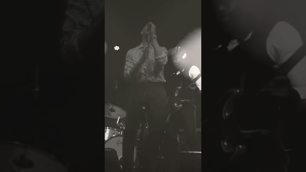 Adrian Younge - Shot Me in the Heart (Live in Toronto)