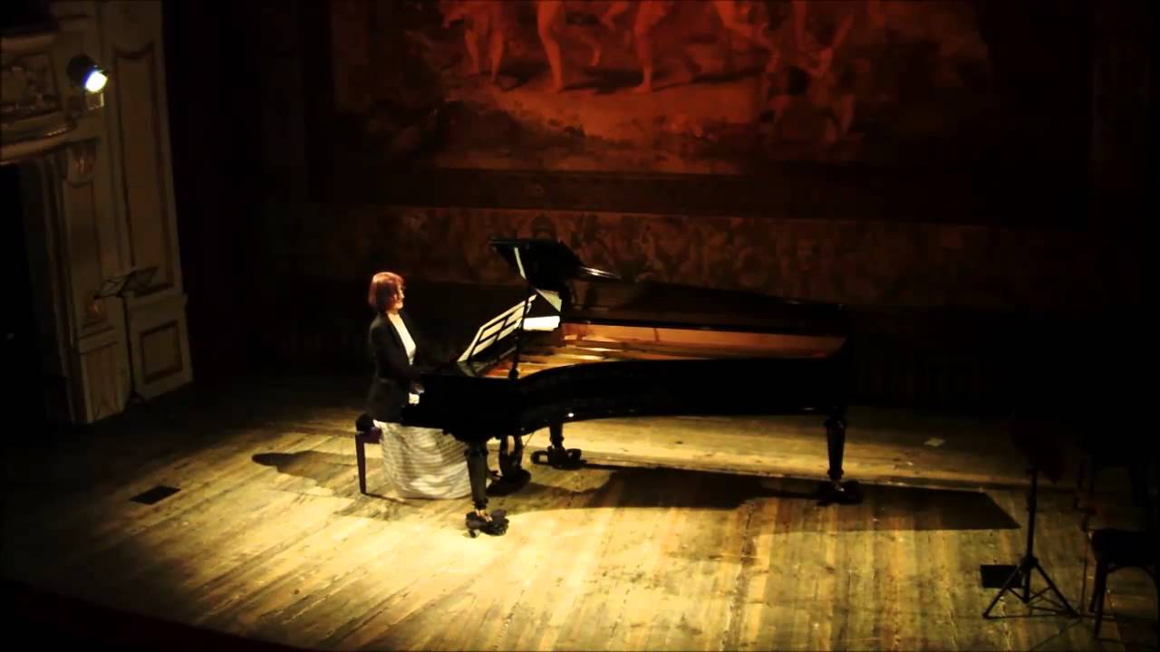 Muzyka dawna i muzy, Fr. Chopin, walc As-dur - Aleksandra Sadowska na fortepianie Erard z 1823r.