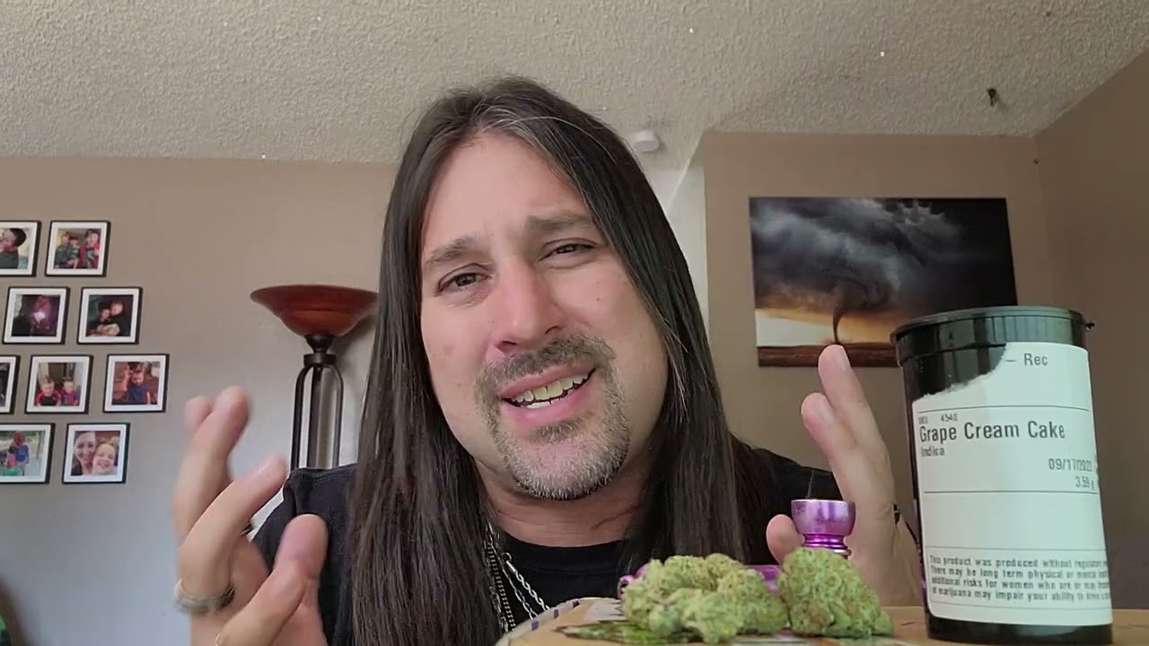 Dan's 420 Chronicles - Grape Cream Cake / Weed Re-Review 9/22/22