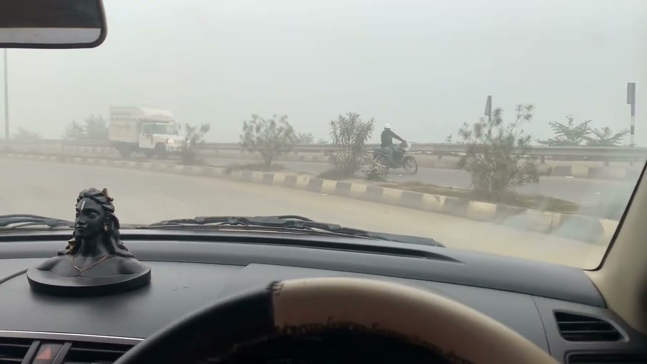 Patna Marine Drive in dense Fog.