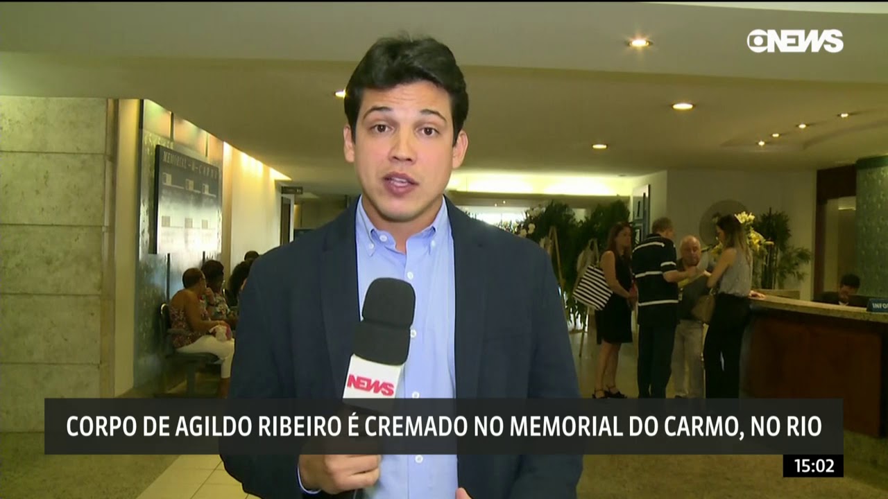 Corpo de Agildo Ribeiro é cremado no Memorial do Carmo, no Rio