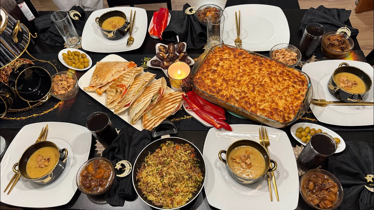 فطور ٢رمضان برعاية مرت ابني علاوي لازانيا باللحم ولفات همبركر بطريقتها الخاصه وشوربه خضراوات بالعدس 