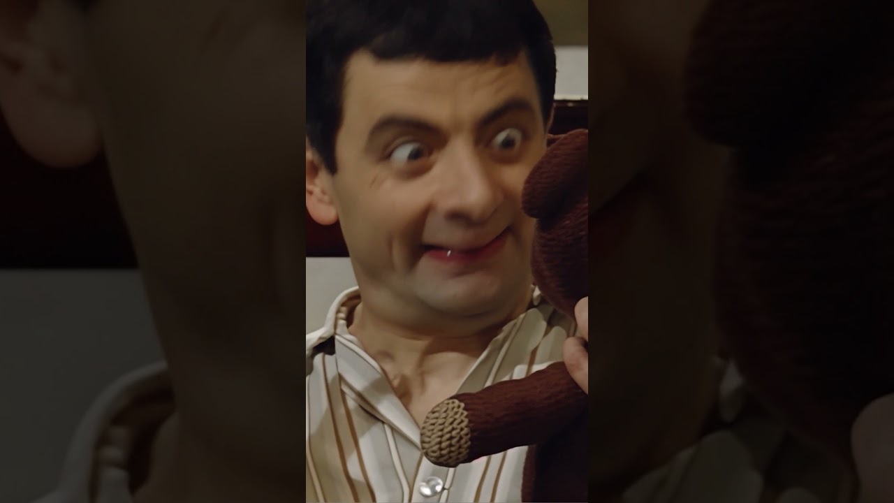 Only Teddy Understands Bean! #classicmrbean #britishcomedy #classicbean #shorts