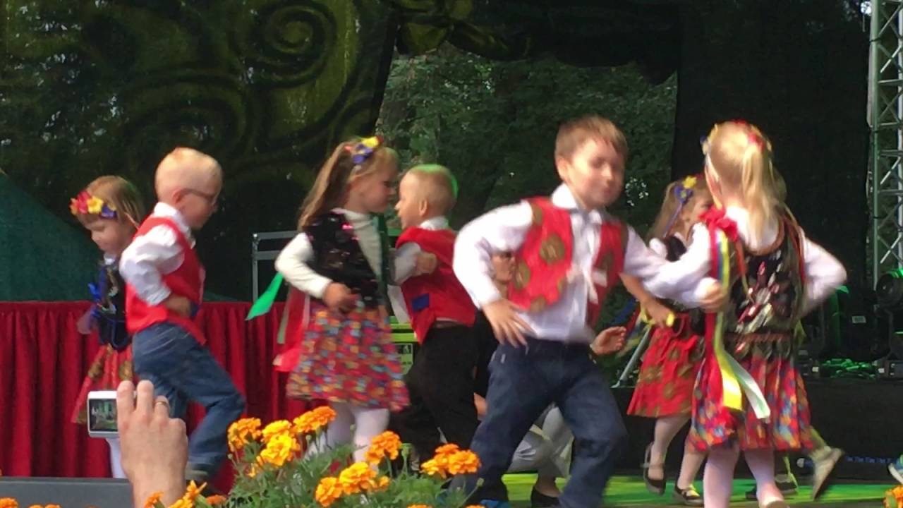 Krakowiaczek przedszkolaków z Jarzębinki