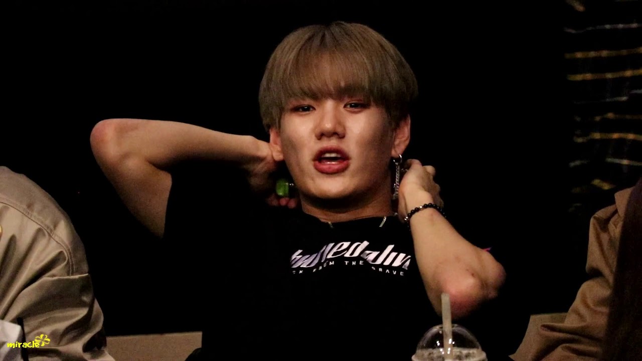 UP10TION member's habit at Fansign  업텐션 맴버의 팬싸 습관 @180324 구리 팬싸인회