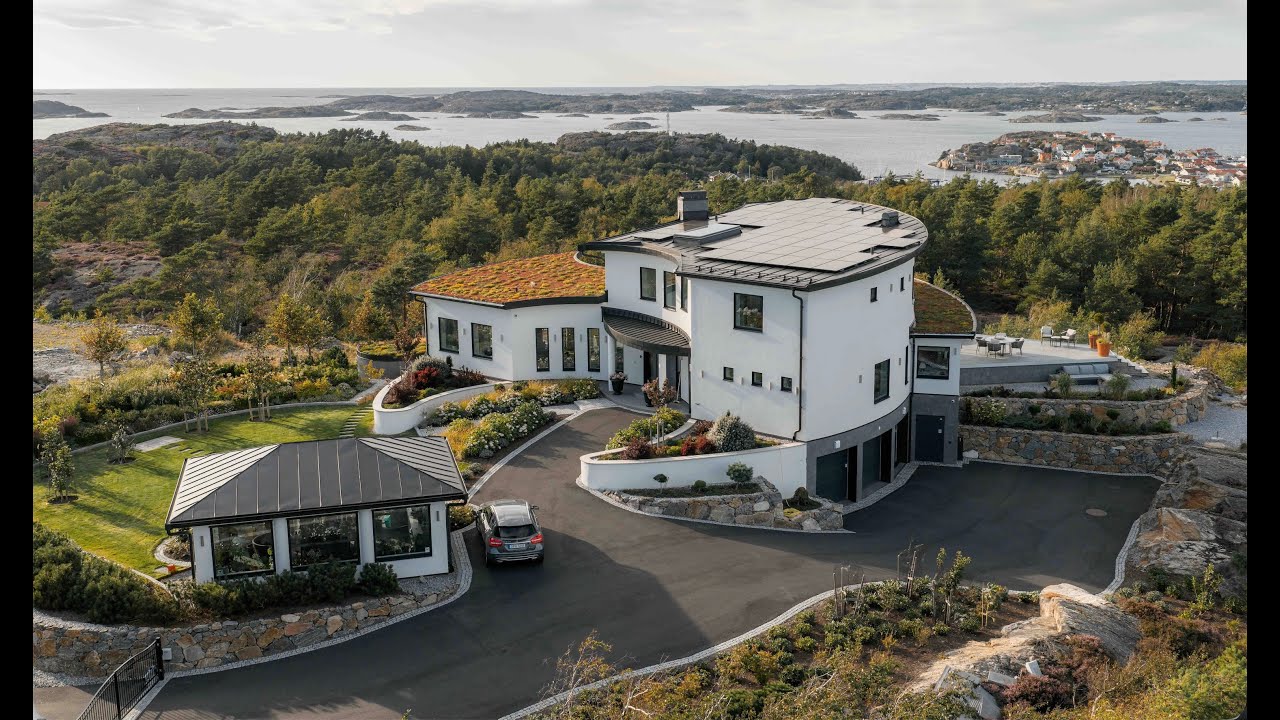 VILLA VÄSTKUSTEN – A SCANDINAVIAN MASTERPIECE BY ROSS