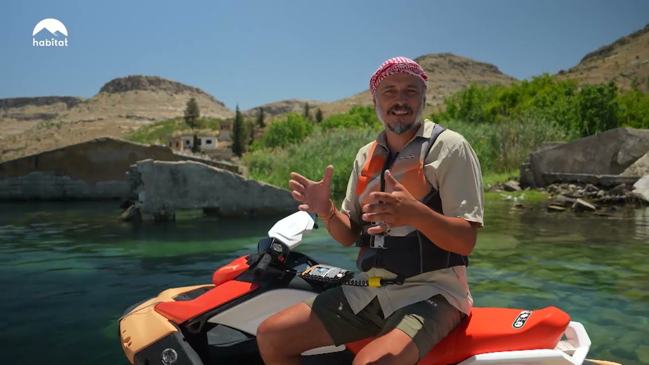 🚤 Halfeti’de Sessiz Tanıklar: Babür Vatansefer ile Batık Köylerin Hikayesi 🌊