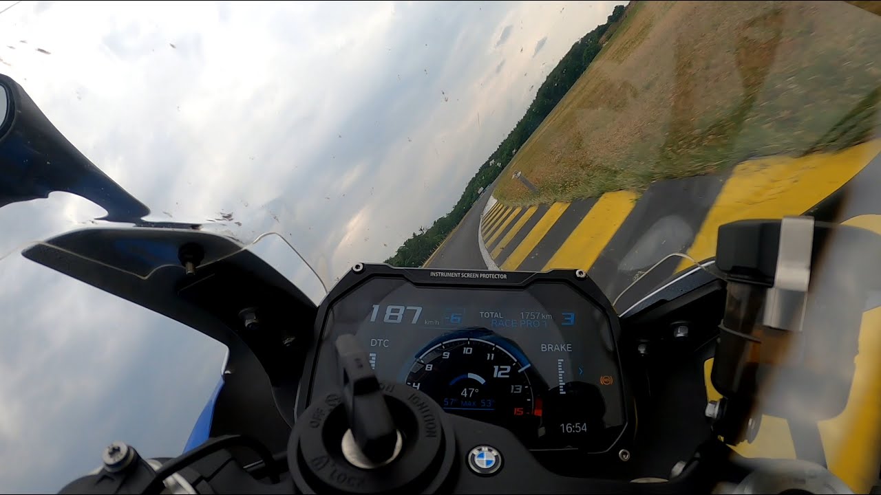 Pannónia-ring 1:59-es kör elemzése, széria BMW S1000RR-rel
