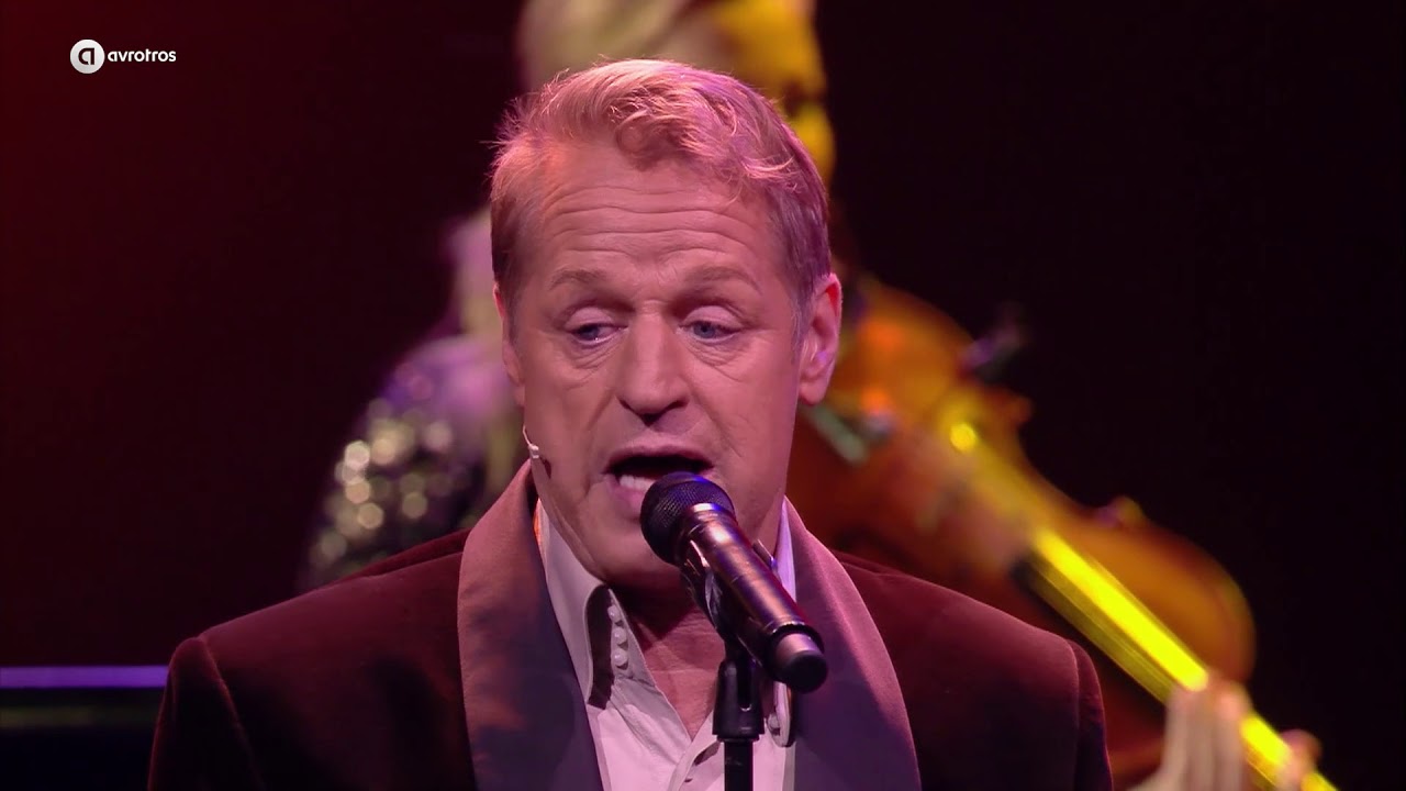 Tony Neef zingt 'Josefien' | Gala 100 jaar Wim Sonneveld