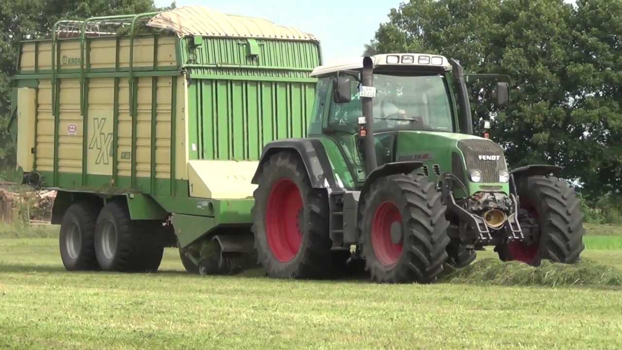 Lohnunternehmen Öxle - Fendt 818 Vario TMS mit Krone XXL R/GD beim Gras silieren