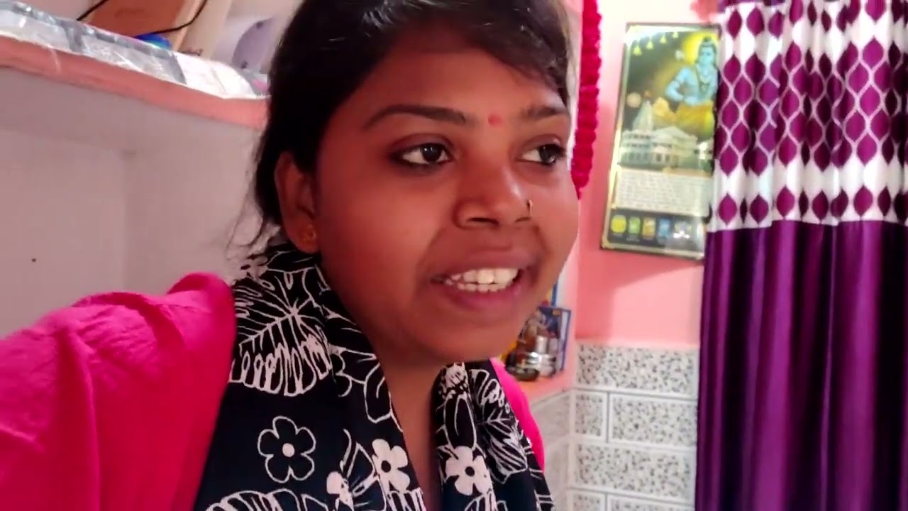 होली अष्टमी पर मंदिर में हुई भीड़😊||Vandana Kushwaha