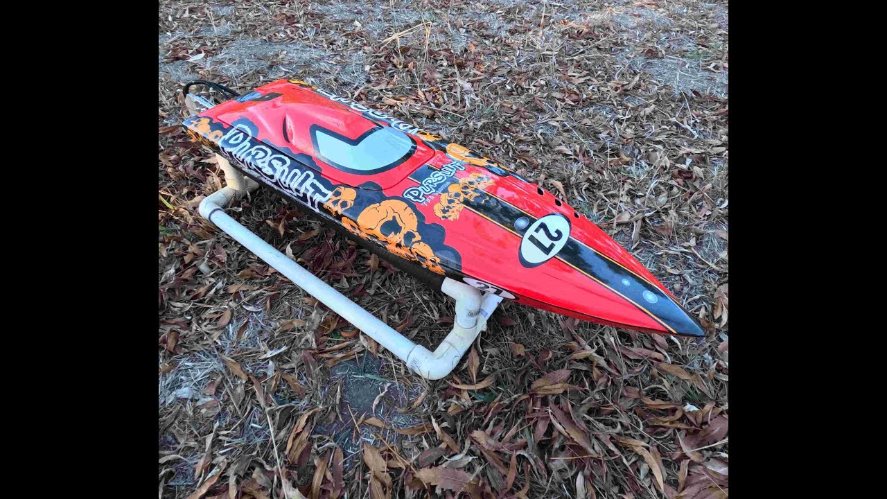Custom TFL Pursuit RC Boat assembly and run