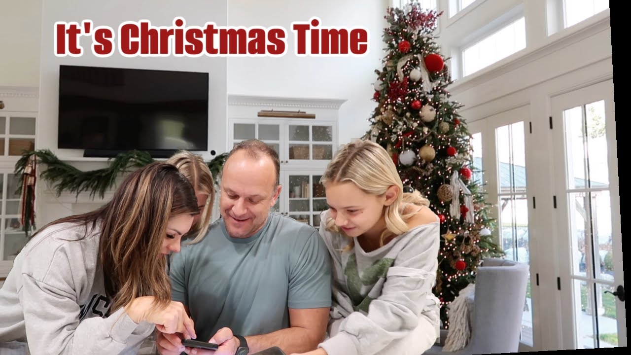 Новая спальня Ретта | Украшаем наш дом новой рождественской ёлкой | Семейная традиция