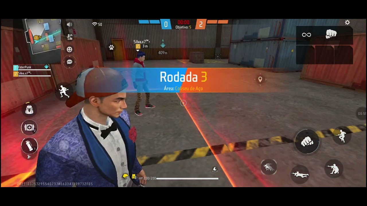 Joagando Free Fire dando capa.