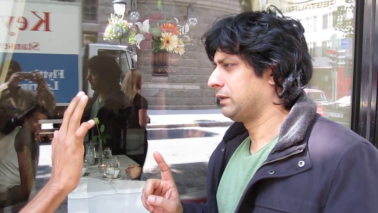 Electric shock Magic with Jawad Ahmad by Sabir Ali Magician / Illusionist Pakistani at Oslo Norway