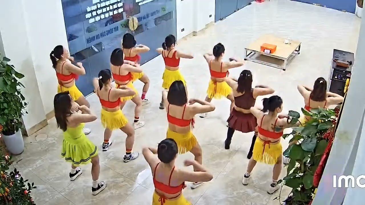 Tổng kết cuối năm chính thức của Clb Aerobic Bđs An Nhiên với sắc màu rực rỡ và tràn đầy năng lượng!