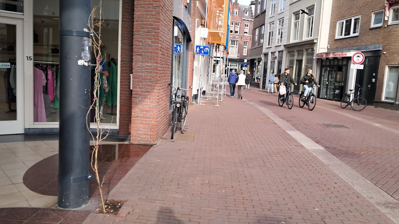 Onderweg naar NS station 's-hertogenbosch