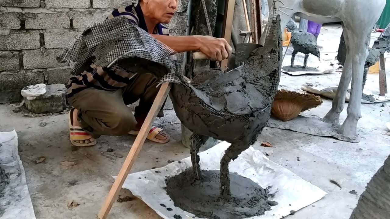 Amazing chicken statue design with cement materials - Work skill