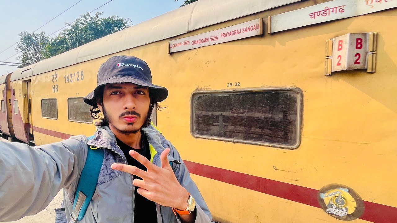 Prayagraj To Chandigarh Unchahar Express Train Journey | 10 Hours Train Delay ||