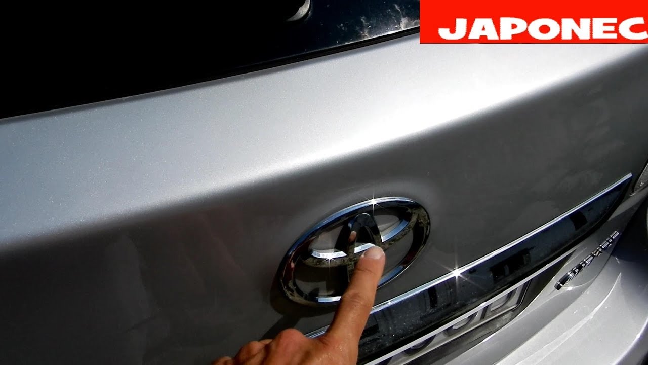 Toyota emergency open tailgate