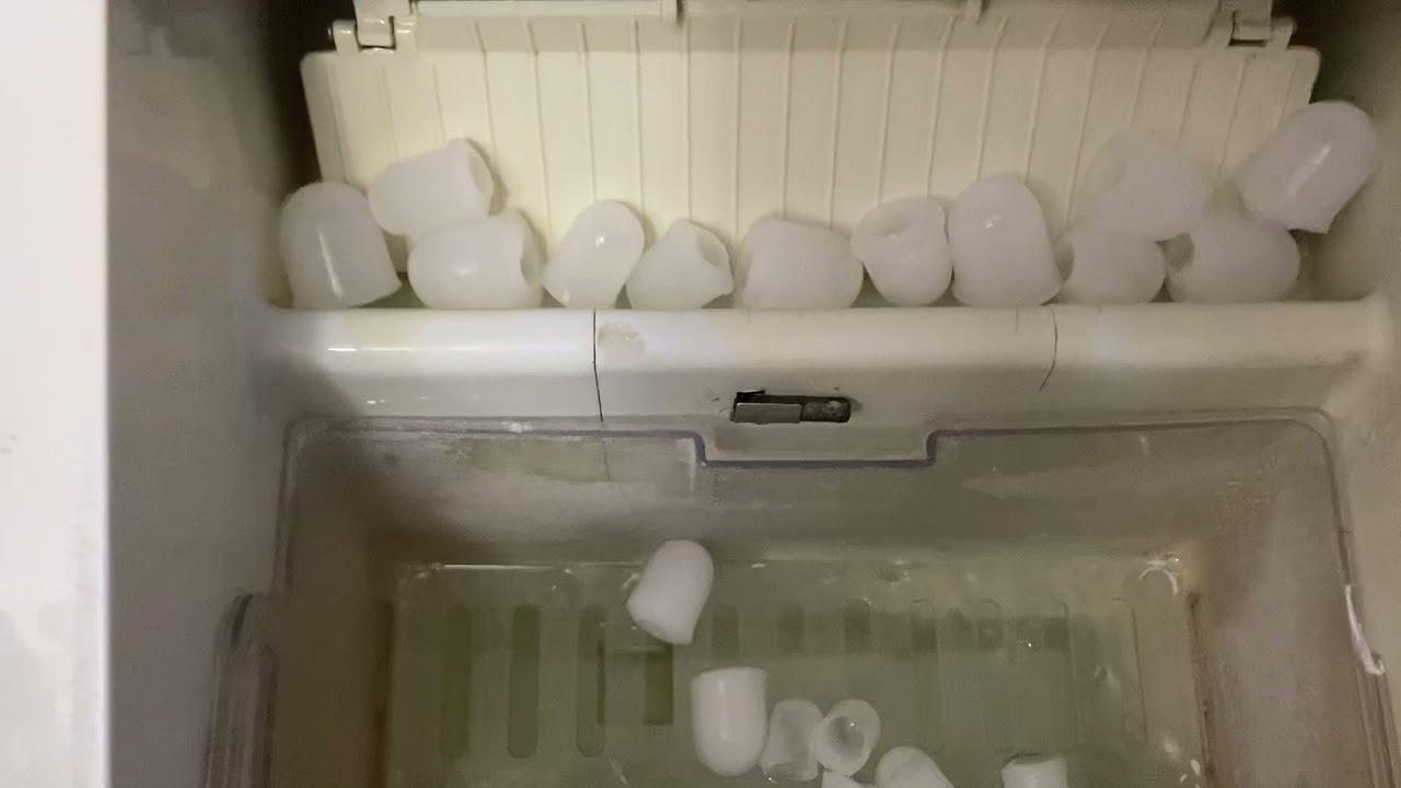 Buz makinesi nasıl buz yapar?