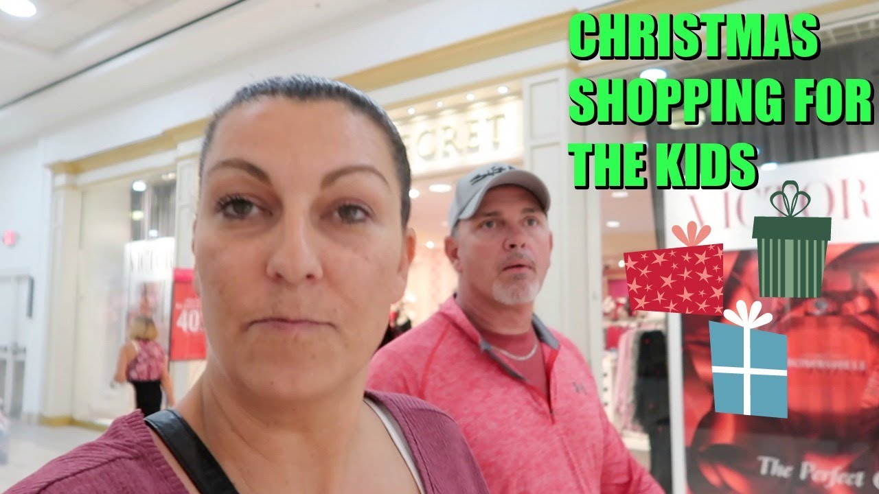 TRY TO FINISH UP CHRISTMAS SHOPPING FOR THE KIDS! SHOP WITH ME! EMMA AND ELLIE