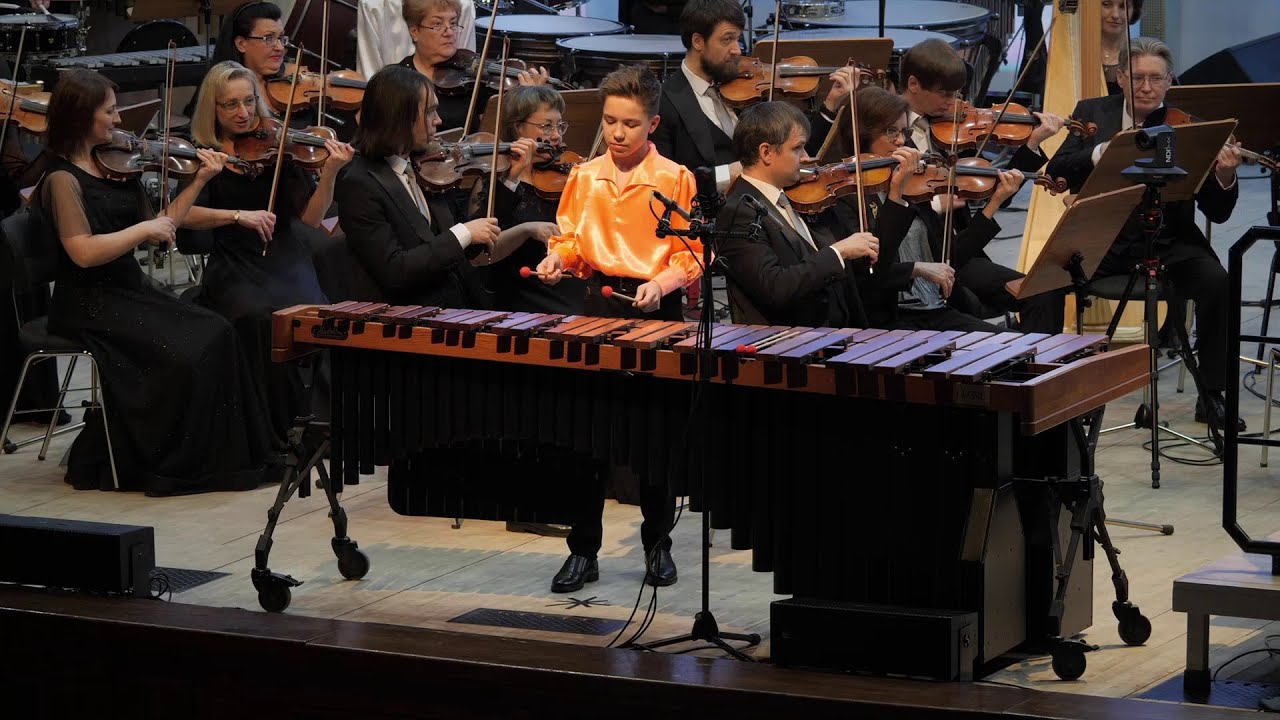 Frederic G. Charrosin — Rusticatin Rufus on Marimba