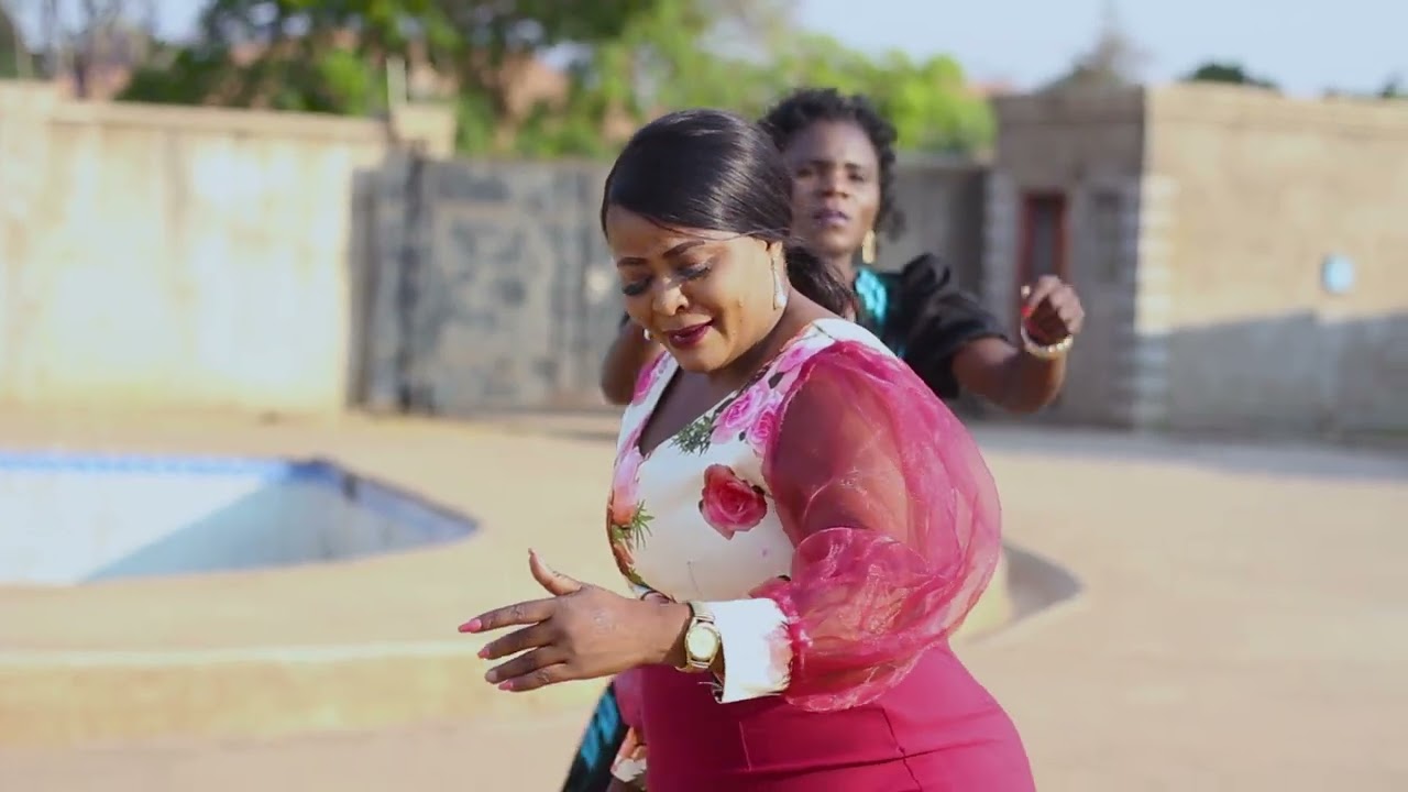 Yakhulani komaliza official video Rachel Bandah ft favoured Martha