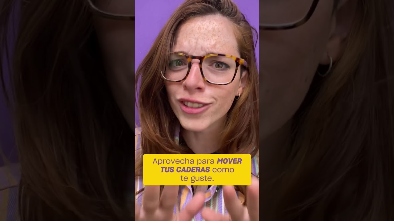 Aprende a mover las caderas en la cama siguiendo estos pasos (y entrena tus cuádriceps 😉)