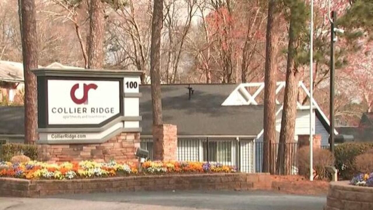 Rideshare driver among 2 shot in Atlanta