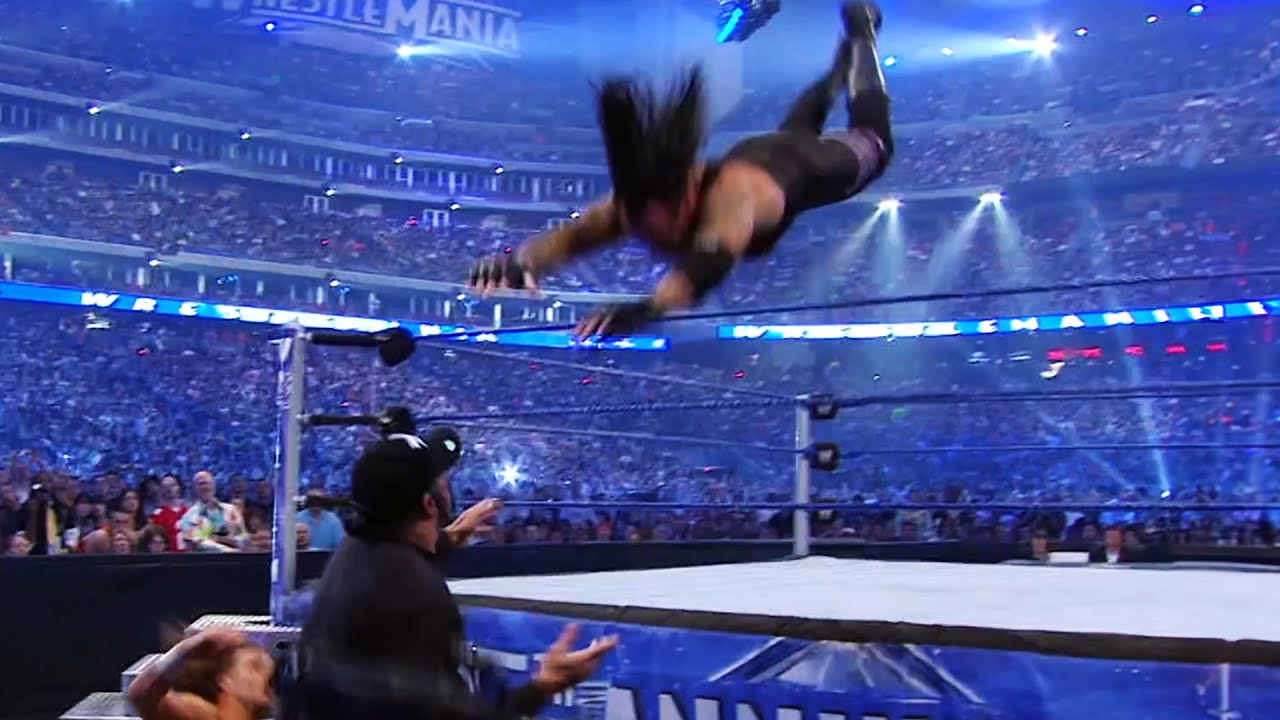 10 Giant Botches In Otherwise Excellent WWE Matches