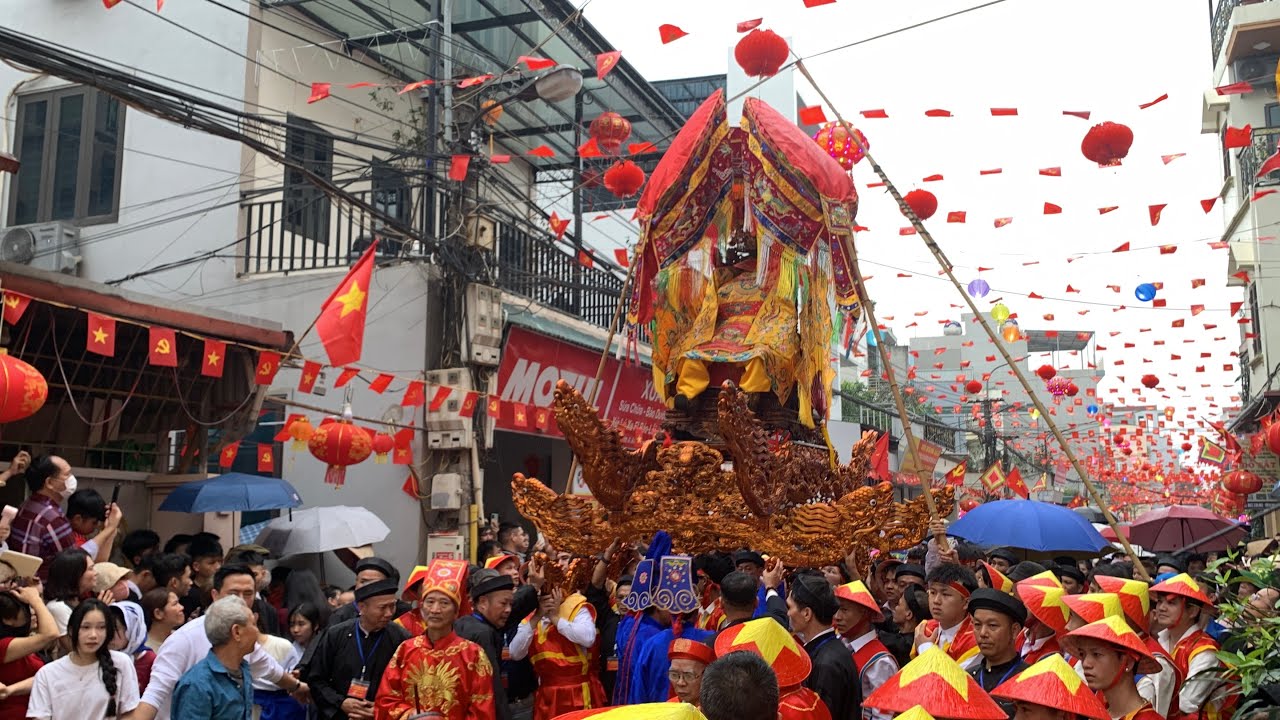 HỘI LÀNG NGỰ CÂU
