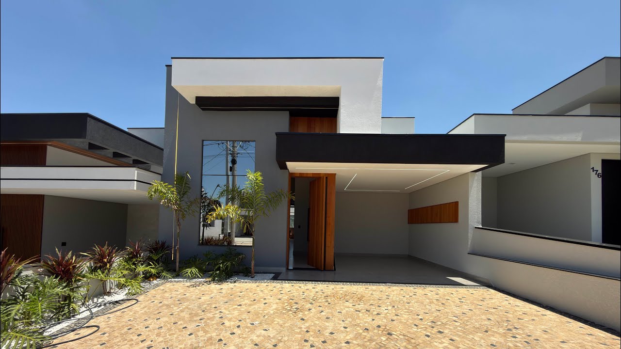 Casa térrea à venda em condomínio fechado na cidade de Indaiatuba, interior de São Paulo.