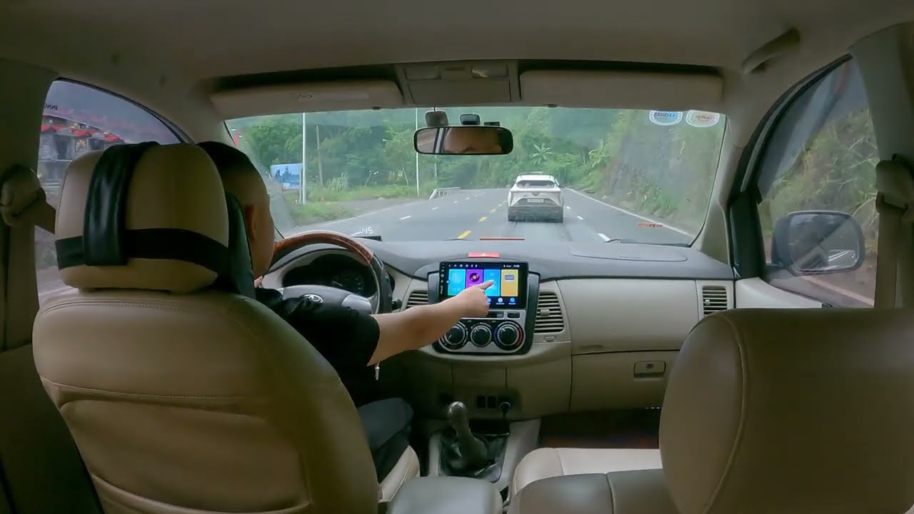 Innova Drive rain [ đi Ninh Bình ngày mưa gió ]