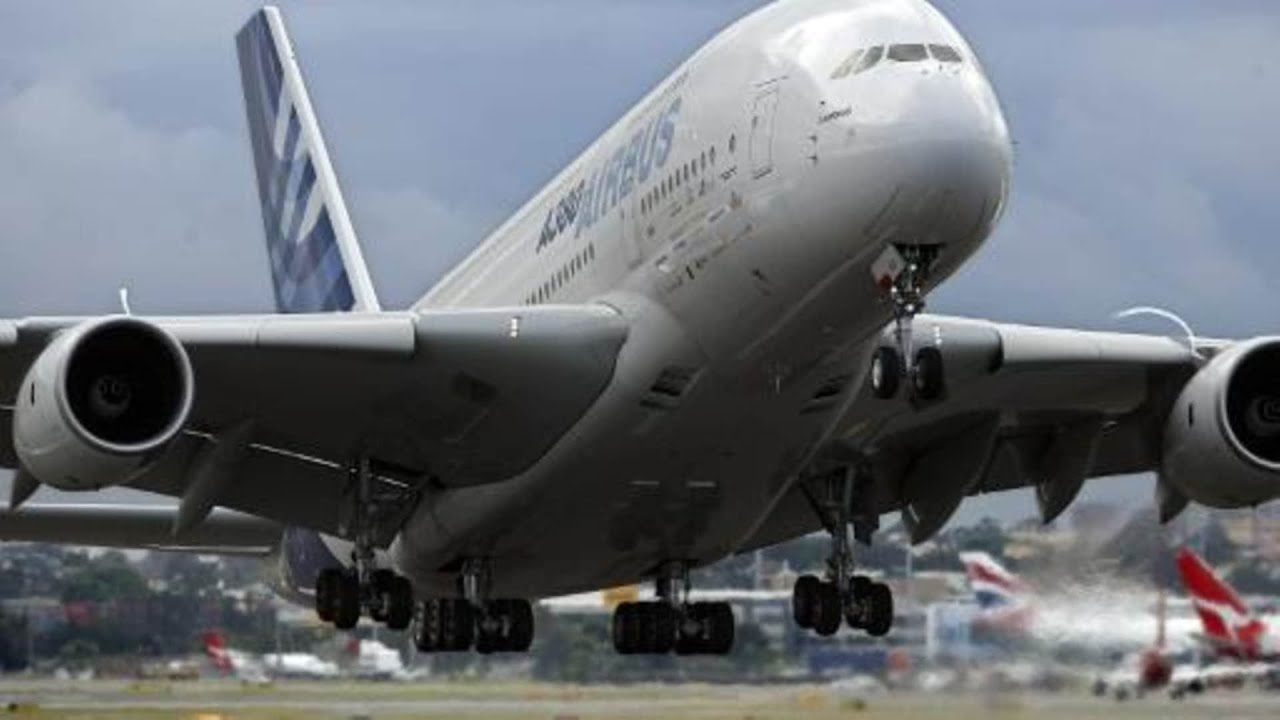 Despegue y aterrizaje Lufthansa Airbus A380 desde San Francisco