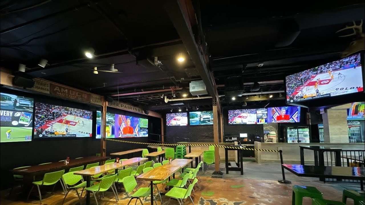 Trying the pickle pub in Baltimore Maryland 