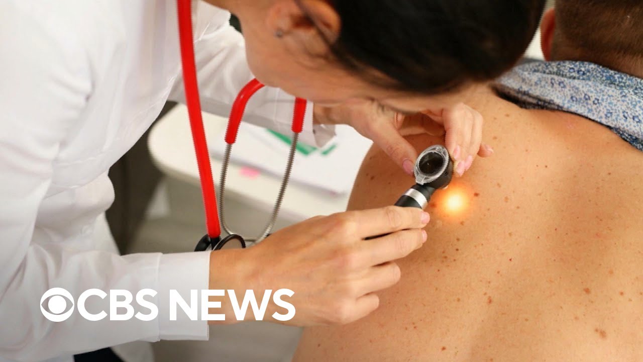 Dermatologists battle online 