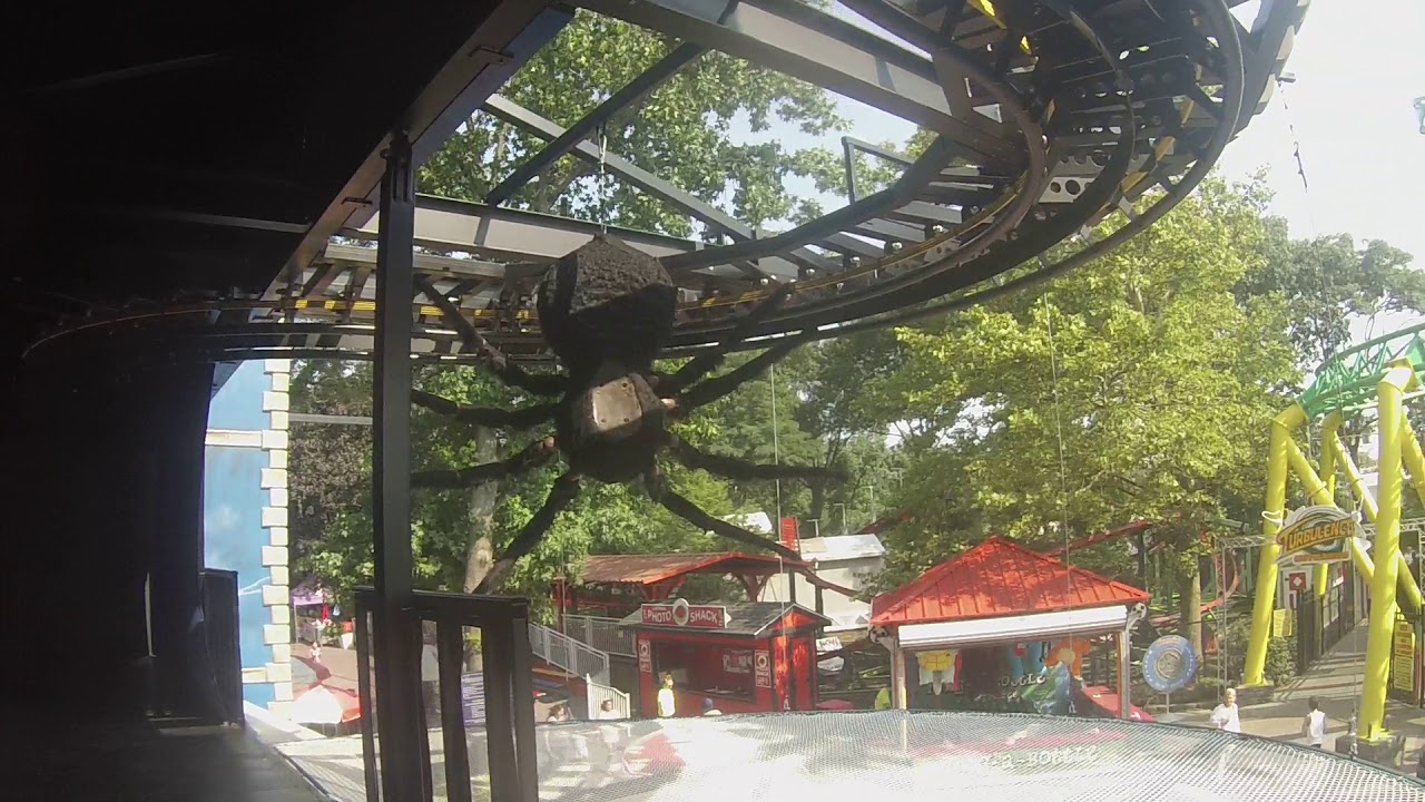 ADVENTURE LAND WITH LAURA VID 12 HANTED HOUSE