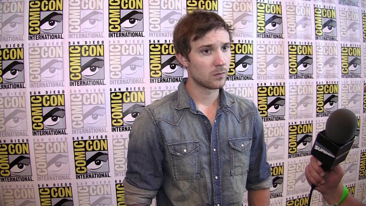 Being Human - Season 2 Comic-Con Exclusive: Sam Huntington