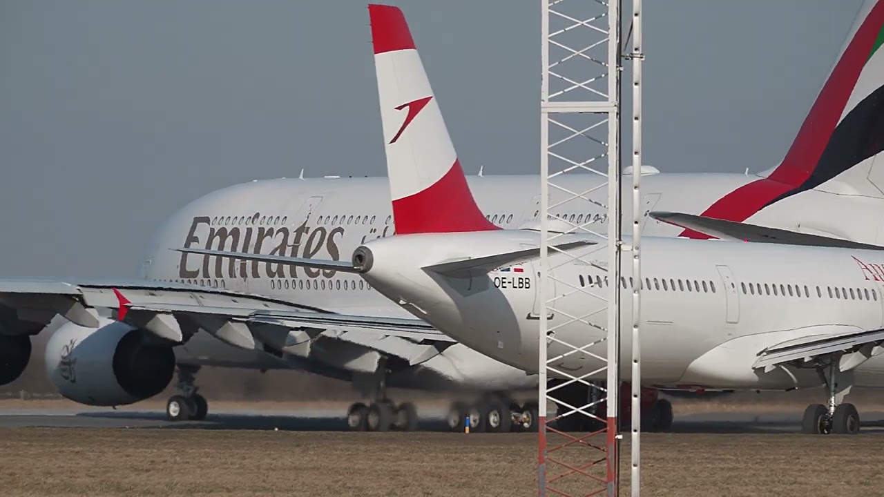 Vienna planespotting 5.3.2026 RWY34 camera SONY HXR-NX800, head Manfrotto MVH502AH, 755XB Tripod