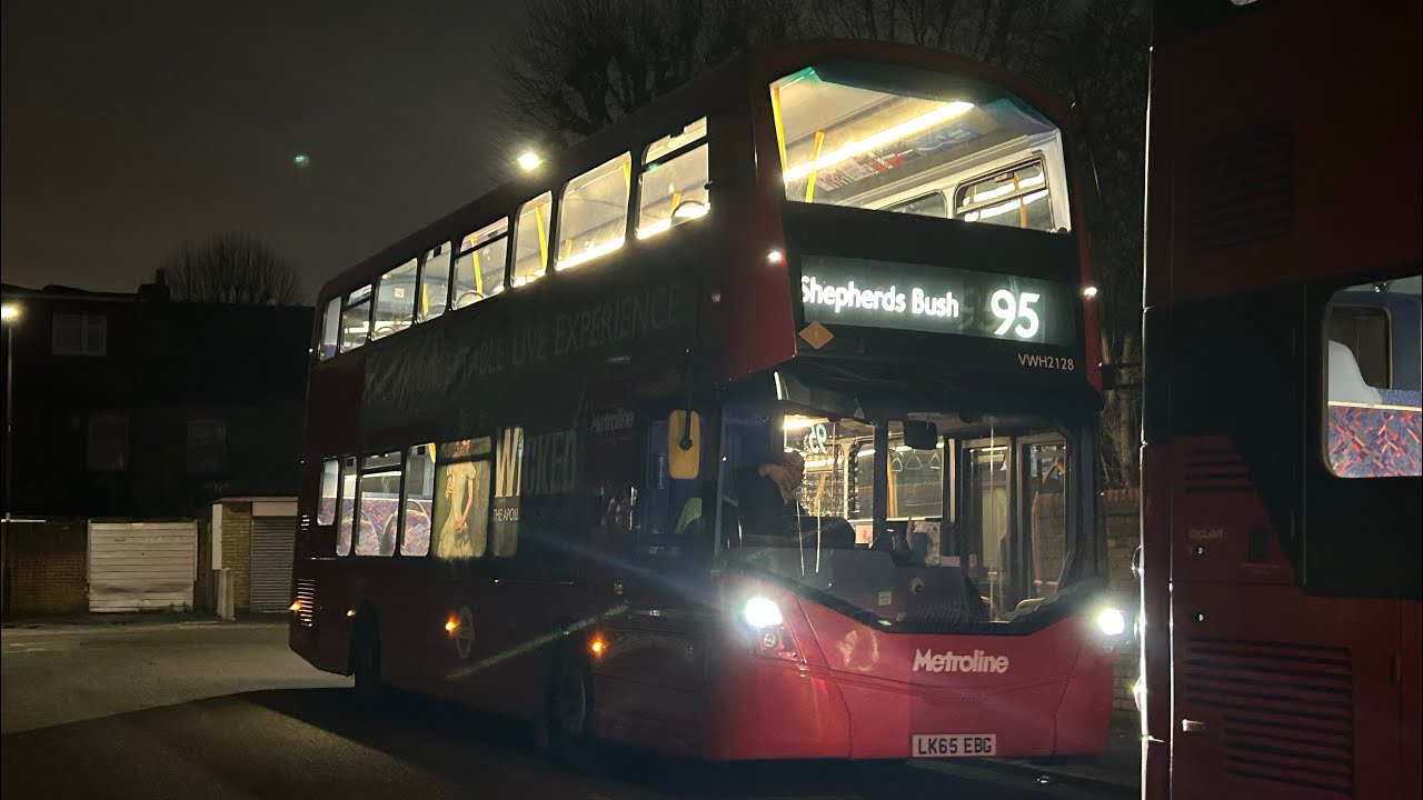 FRV. Metroline Route 95. Shepherd’s Bush - Southall Town Hall. Gemini 3 VWH2128 (LK65 EBG)