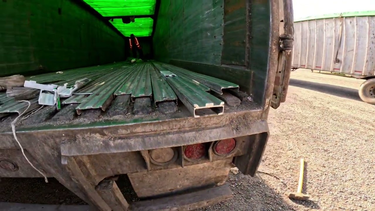 Mobile Welding Repair on a Walking Floor Trailer! EZ Money!!!!