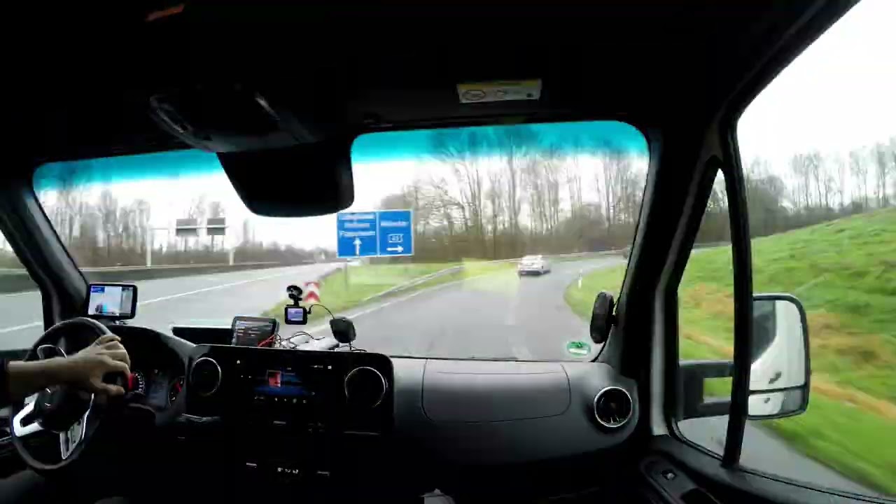 Christmas Eve work Vlog | Mercedes Benz Sprinter